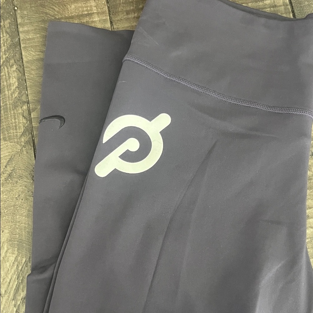 Peloton purple Leggings with Logo size medium